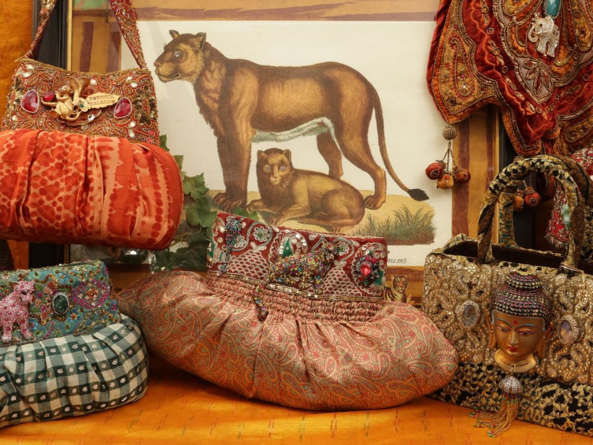 Roberta Balsamo: fantasie d'Oriente. La collezione di borse gioiello