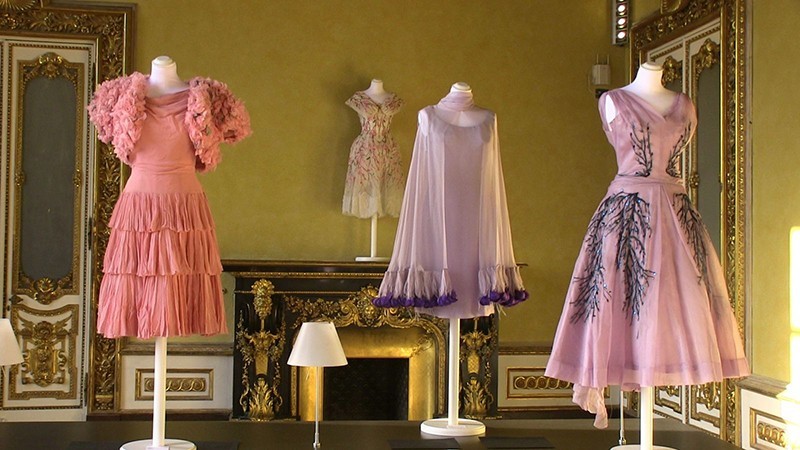 Luxury vintage clothing outlet
